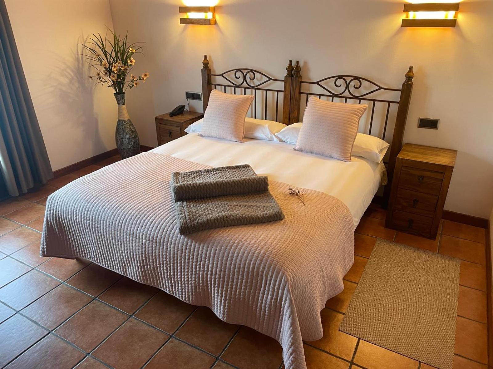 Hotel-Apartamento Rural Atxurra แบร์เมโอ ภายนอก รูปภาพ