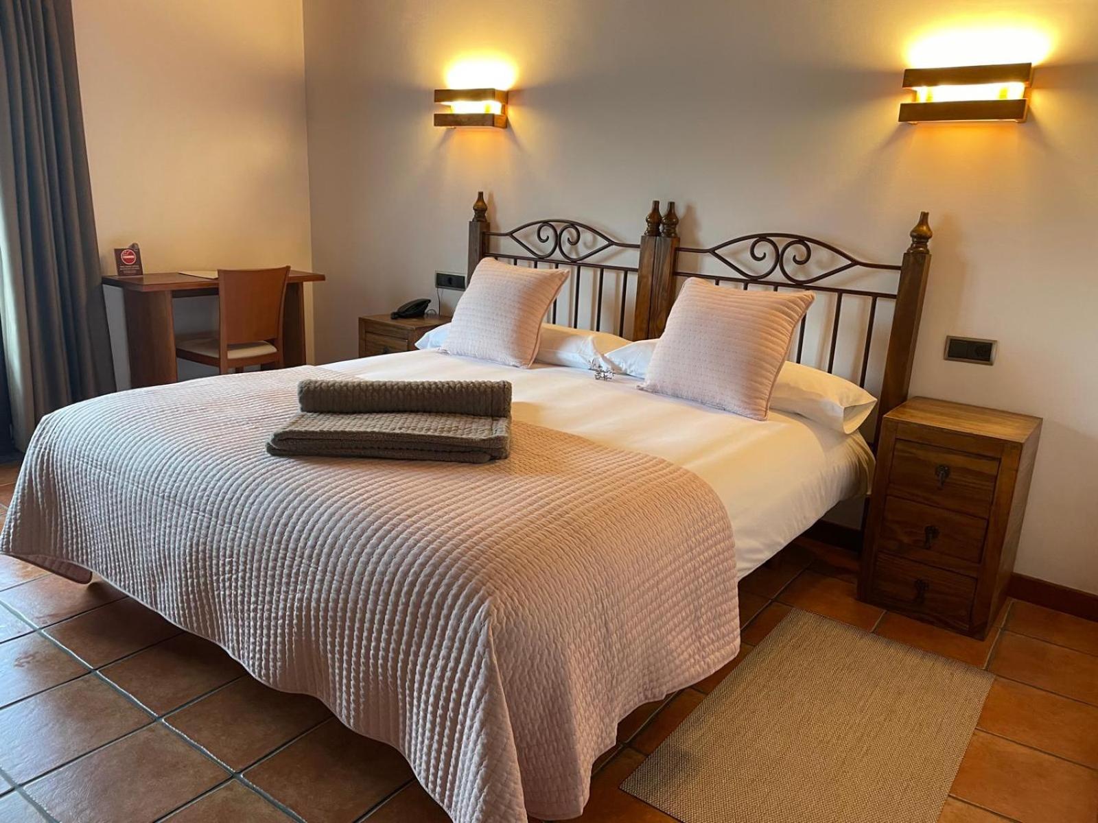 Hotel-Apartamento Rural Atxurra แบร์เมโอ ภายนอก รูปภาพ